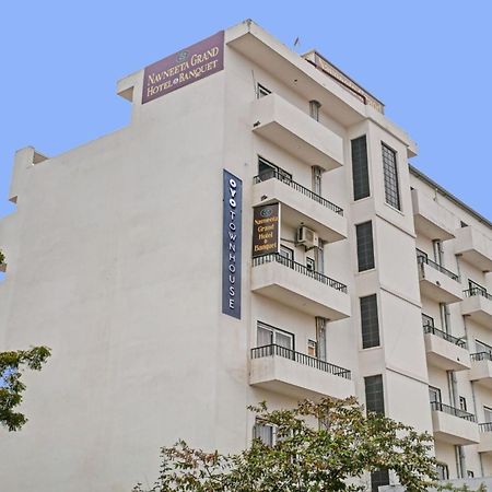 Kakarmatha Townhouse Navneeta Grand酒店 外观 照片